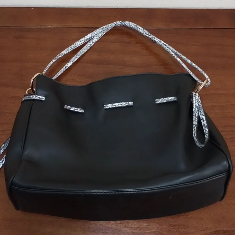 Badgley Mischka Vegan Black with Snake Trim Purse - No Cross Body Strap